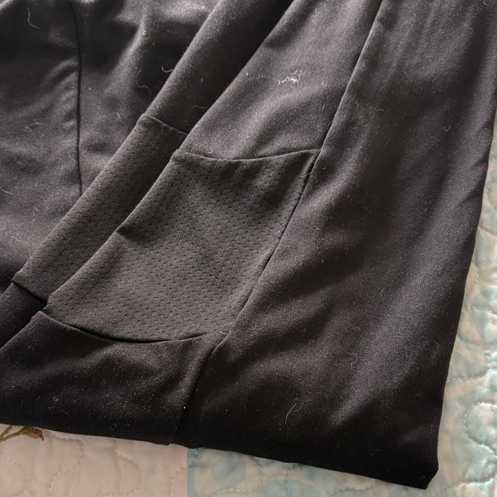 Bundle of French Laundry Black Leggings & ASICS Black & Purple Leggings Size L - Picture 9 of 10